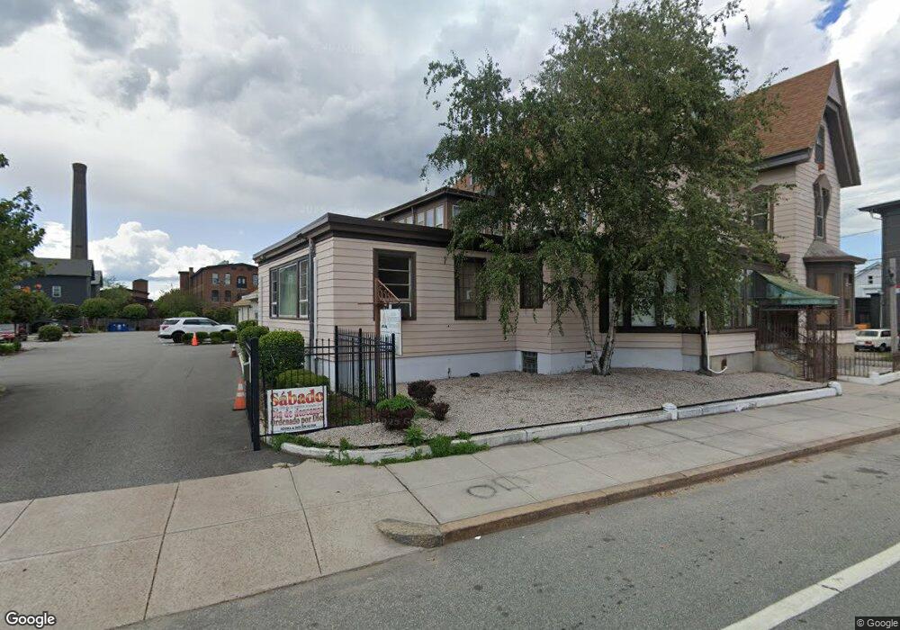 131 Elmwood Ave, Providence, RI 02907 - photo 1