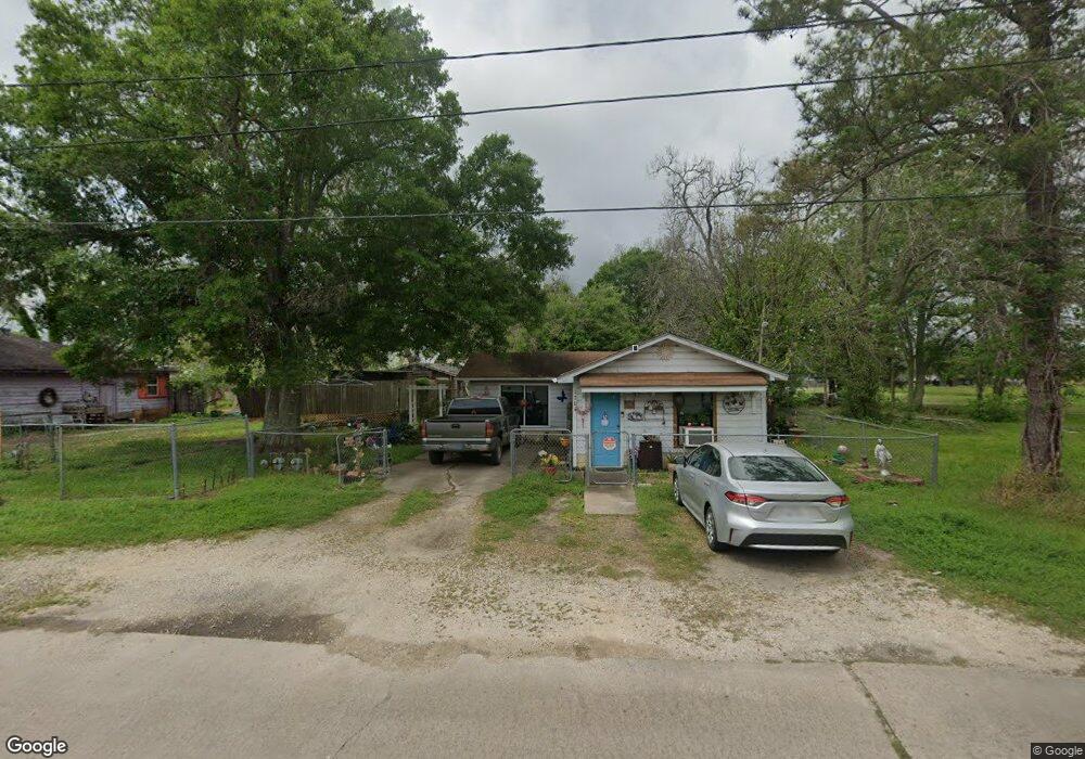 1704 Avenue M, Bay City, TX 77414 - photo 1