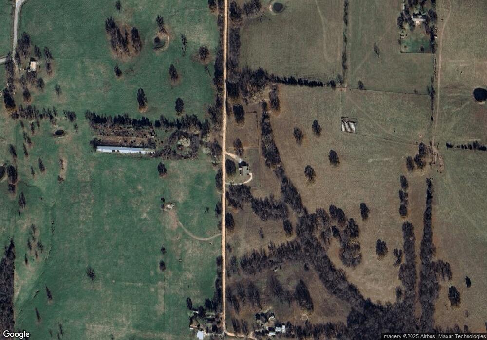 2474 Sweeney Ln, Harrison, AR 72601 - photo 1