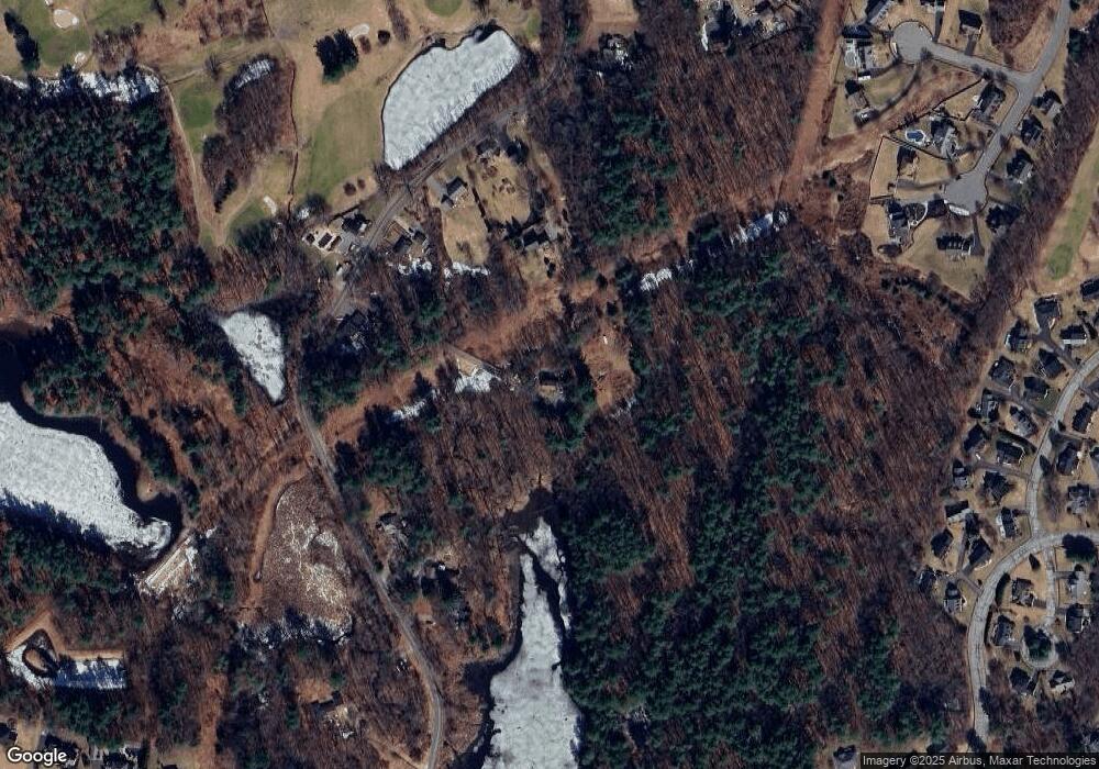 569 Lake St, Haverhill, MA 01832 - photo 1