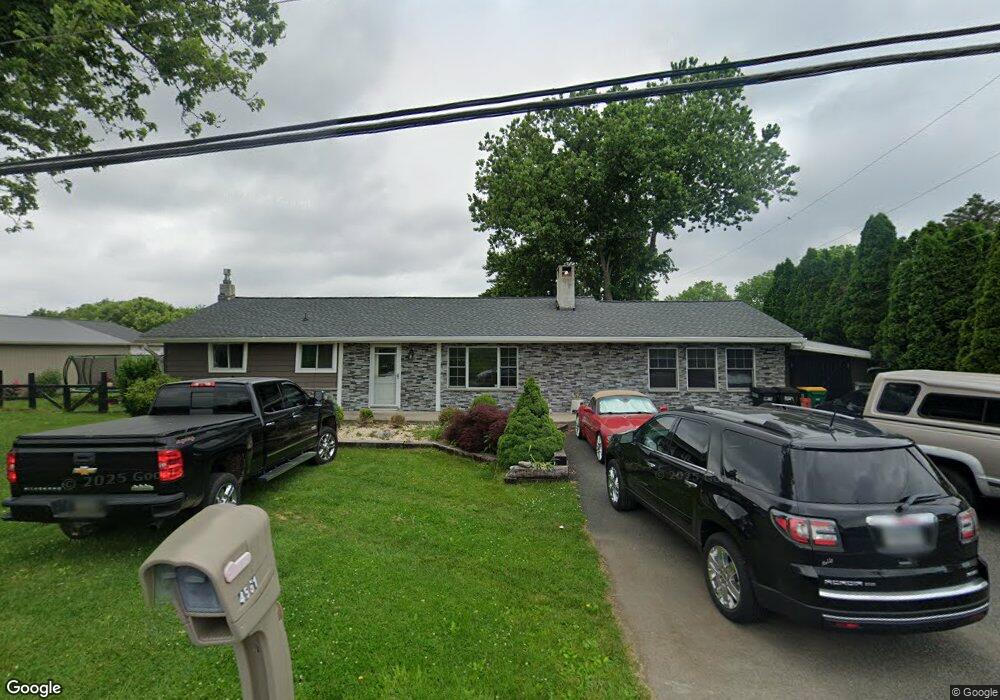 4561 Indian Creek Rd, Macungie, PA 18062 - photo 1