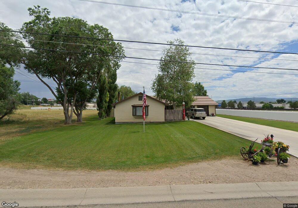 425 Riverview Ave, Craig, CO 81625 - photo 1