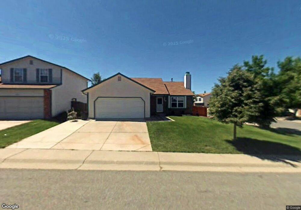 4092 S Flanders Way, Aurora, CO 80013 - photo 1