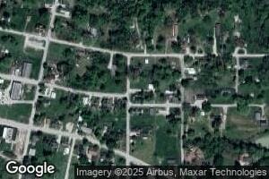 109 N State St, Shelburn, IN 47879