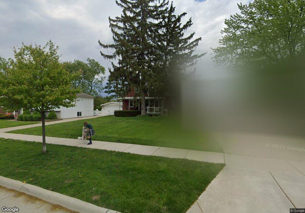 1314 N Selfridge Blvd, Clawson, MI 48017 - photo 1