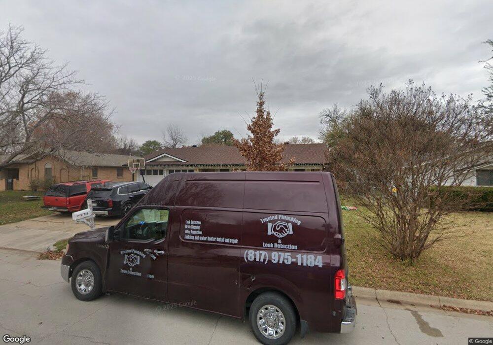 716 Ponderosa Dr, Hurst, TX 76053 - photo 1