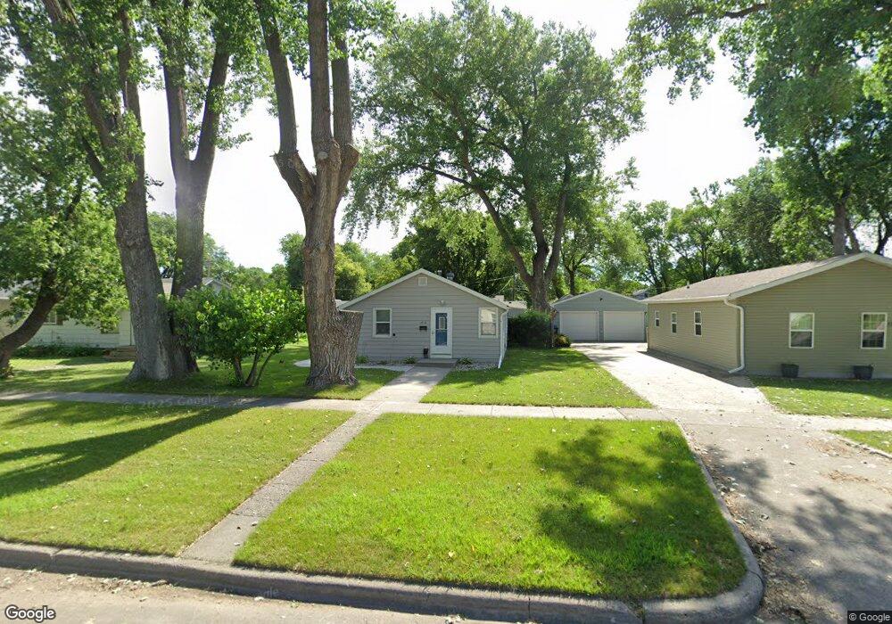 1310 16th St S, Fargo, ND 58103 - photo 1