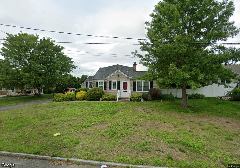 52 Arcadia Blvd, Springfield, MA 01118 - photo 1