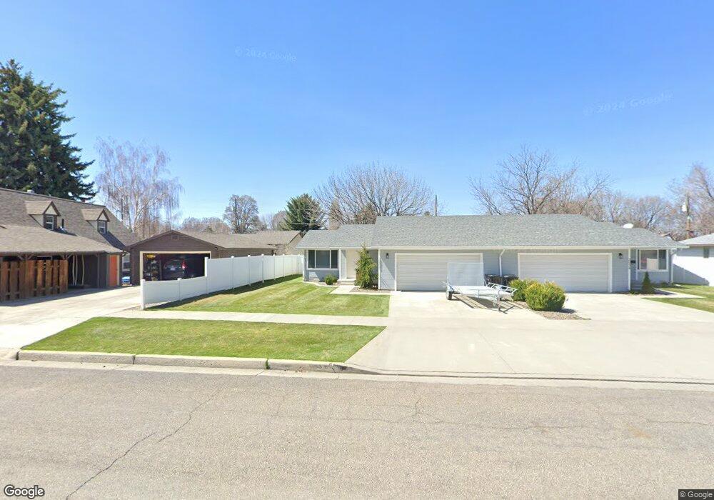 2042 Oakley Ave, Burley, ID 83318 - photo 1