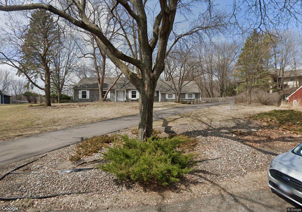 18473 Heathcote Ln, Wayzata, MN 55391 - photo 1