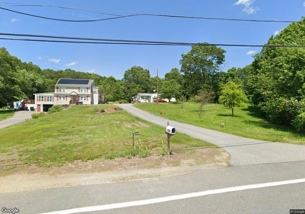 1169 Hildreth St, Dracut, MA 01826 - photo 1