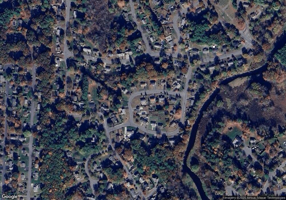 8 Lark Dr, Hudson, MA 01749 - photo 1