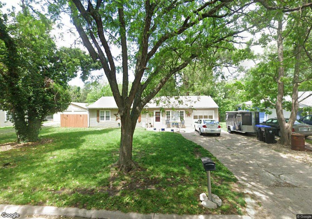 1420 SW Afton St, Topeka, KS 66611 - photo 1