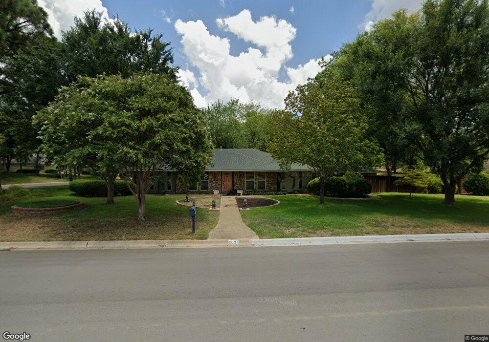 2021 Southridge Dr, Denton, TX 76205 - photo 1