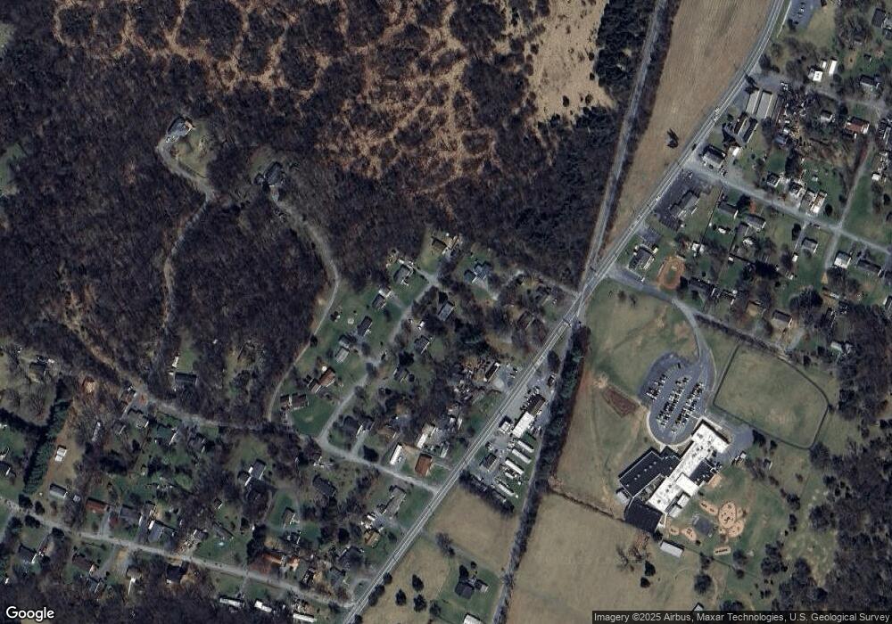 116 Melbourne Ct, Bunker Hill, WV 25413 - photo 1