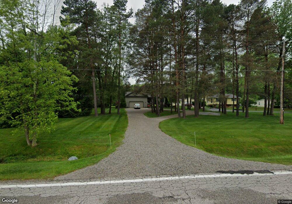 7435 Gillette Rd, Flushing, MI 48433 - photo 1