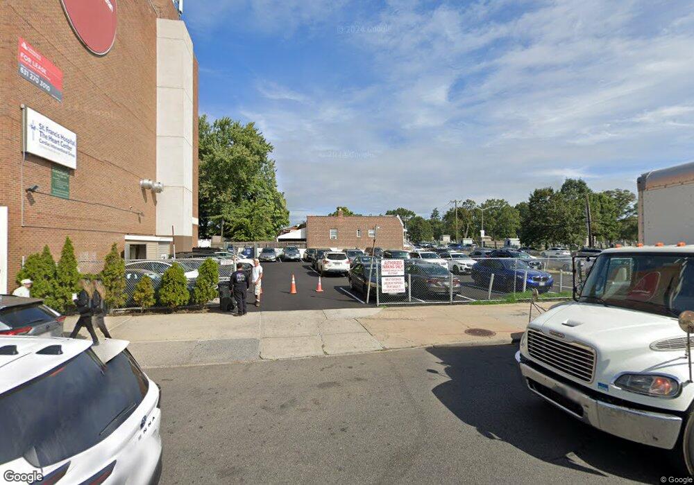 16319 Horace Harding Expy, Flushing, NY 11365 - photo 1