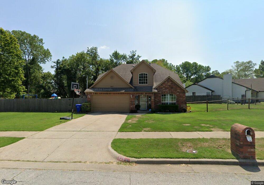 925 W Quincy St, Broken Arrow, OK 74012 - photo 1
