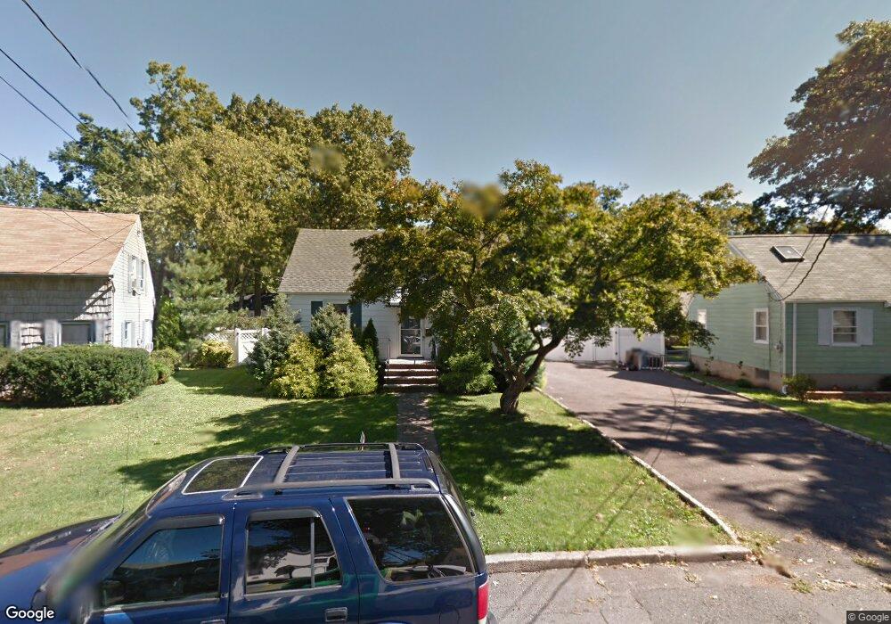 1265 Briarcliff Dr, Rahway, NJ 07065 - photo 1