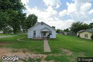 121 N 6th St, Cyril, OK 73029