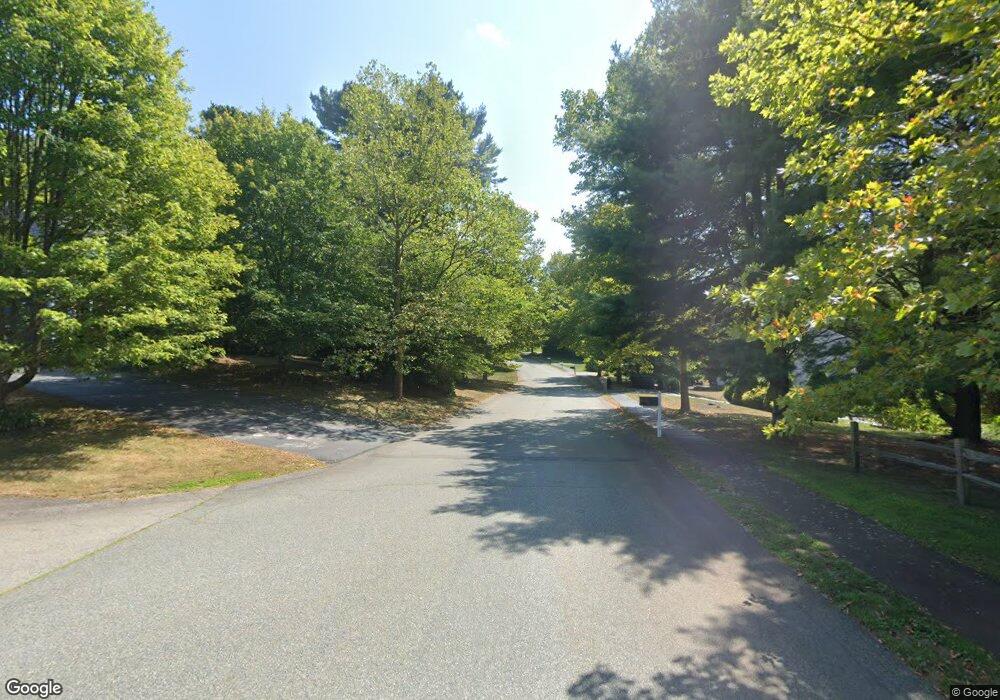 618 Orchard Woods Dr, North Kingstown, RI 02874 - photo 1