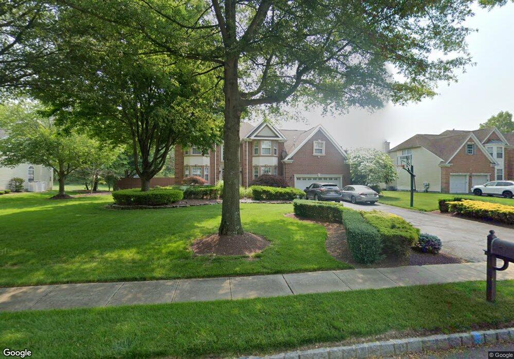 7 Wildflower Ct, Manalapan, NJ 07726 - photo 1