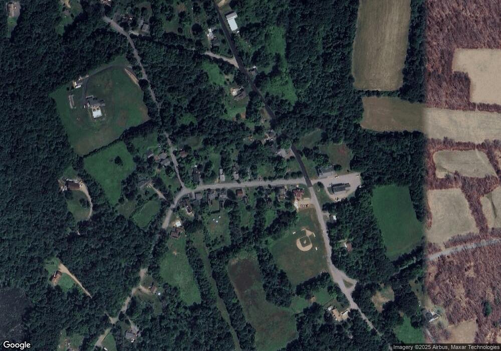 34 Maple St, Oakham, MA 01068 - photo 1