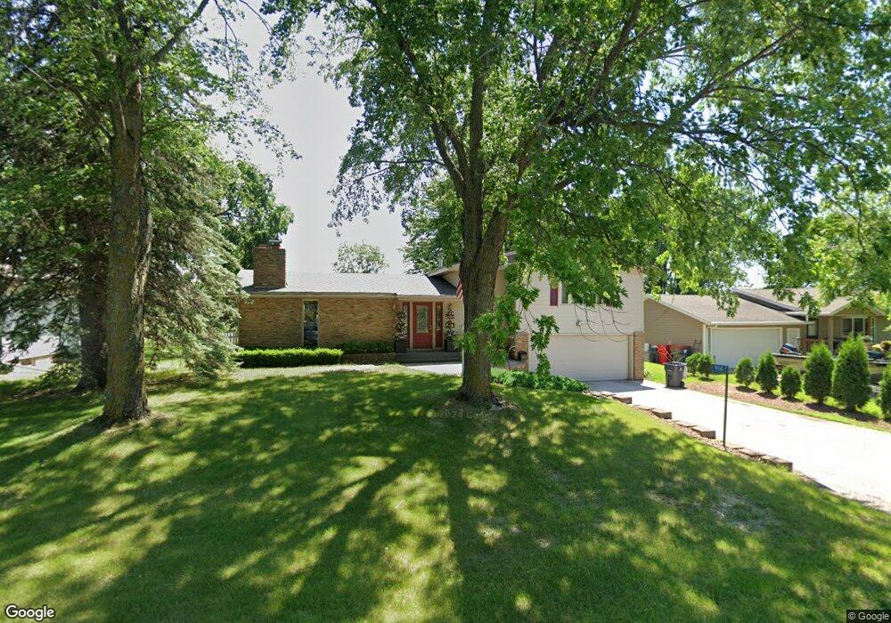 914 Westwood Dr, Alexandria, MN 56308 - photo 1