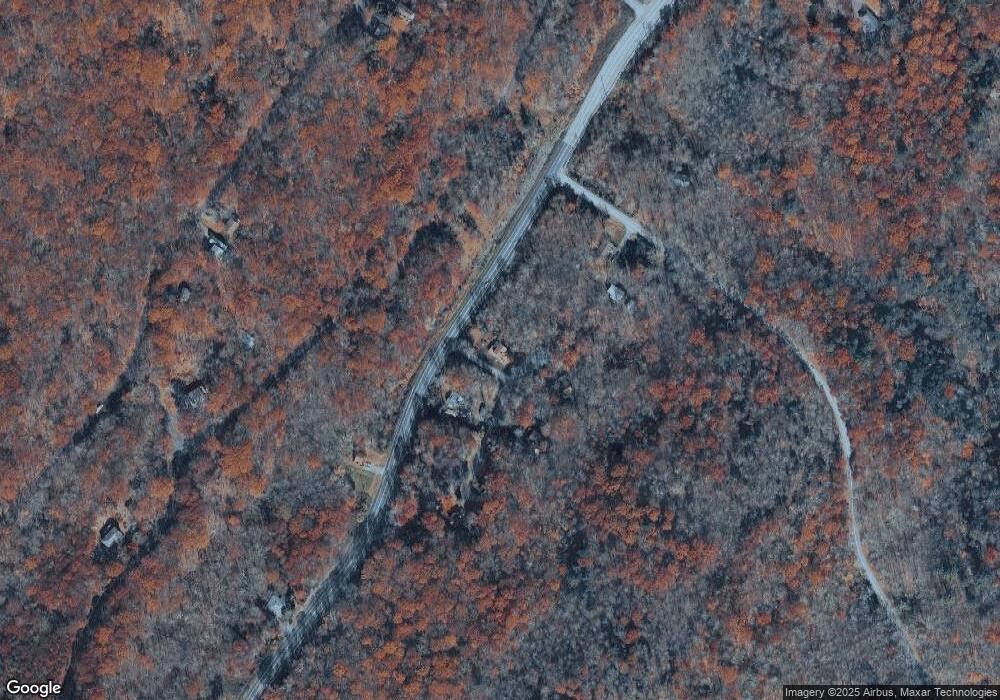 217 Blue Jay Ct, Bushkill, PA 18324 - photo 1