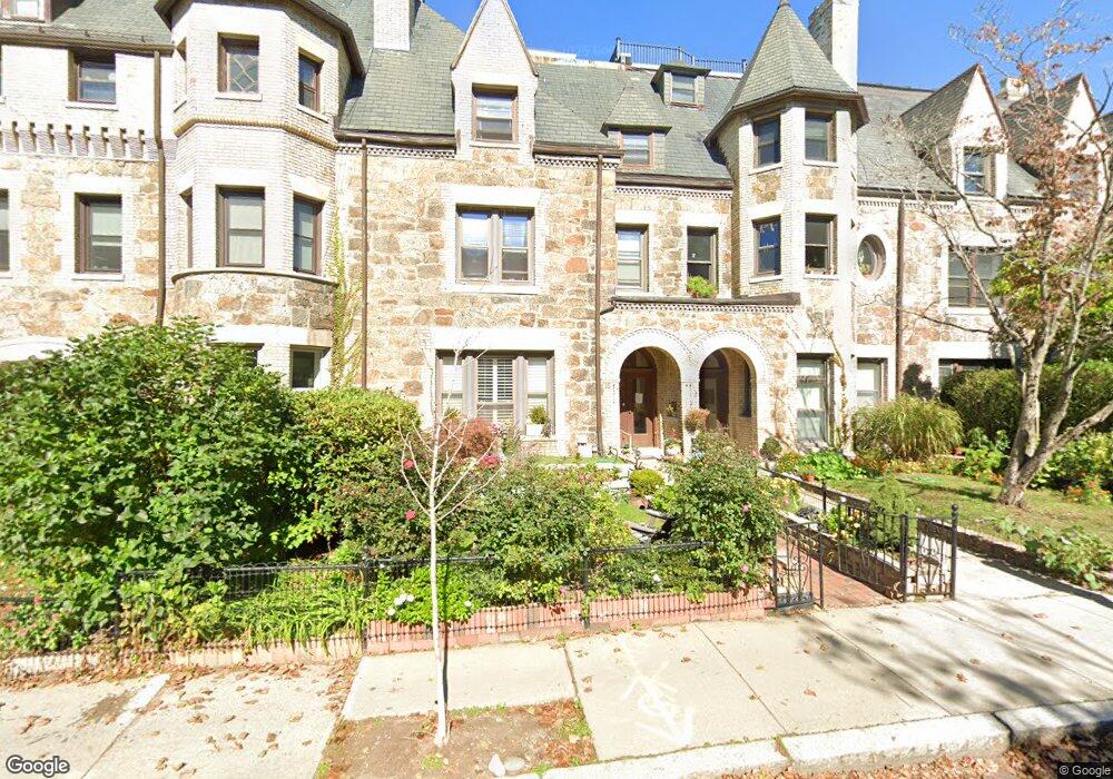 13 Garrison Rd unit 3, Brookline, MA 02445 - photo 1