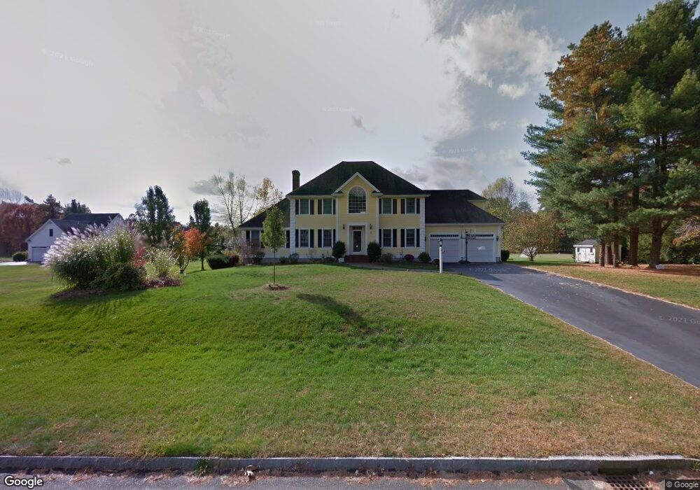 11 Talbott Farm Dr, Mendon, MA 01756 - photo 1