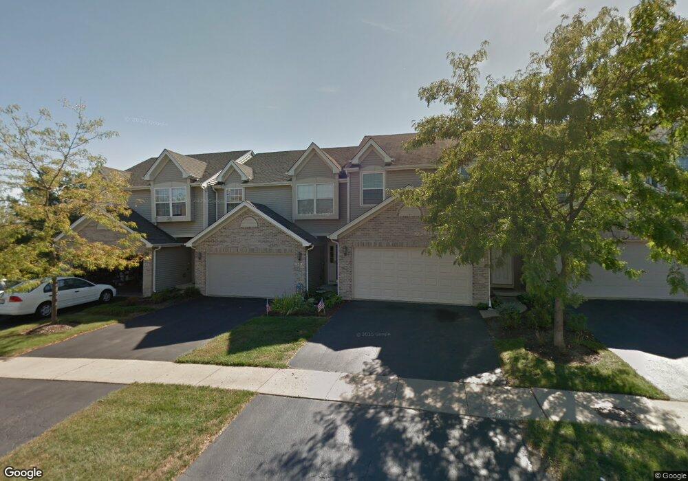 972 Viewpoint Dr, Lake In the Hills, IL 60156 - photo 1