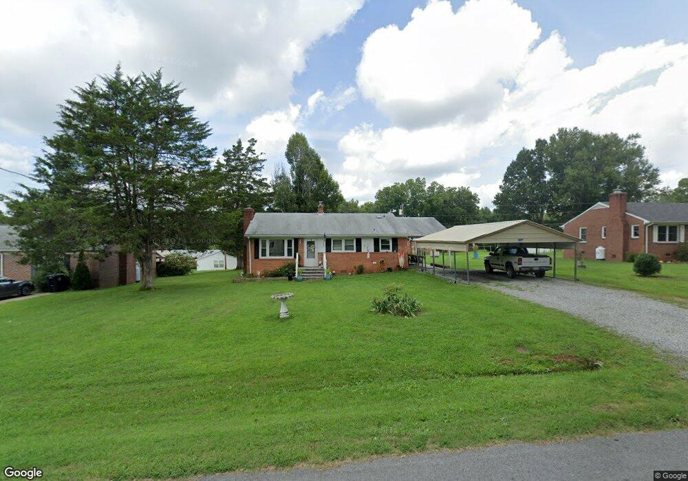 1610 1st St, Victoria, VA 23974 - photo 1