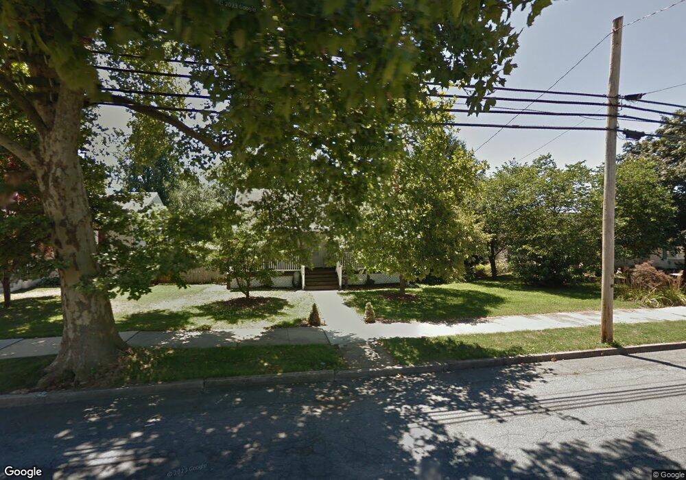 514 W High St, Womelsdorf, PA 19567 - photo 1