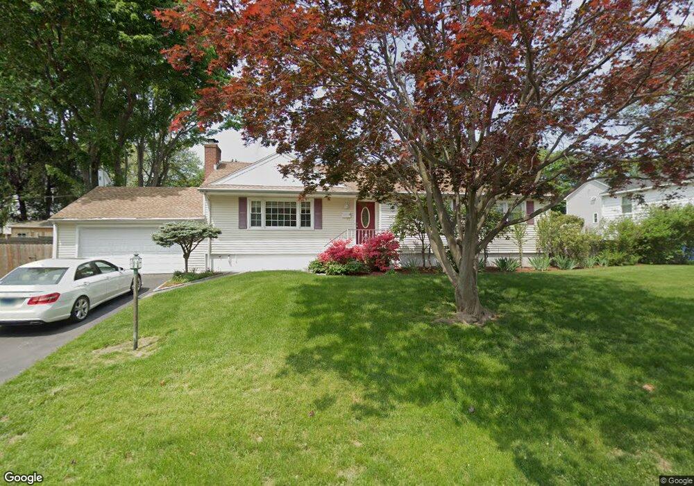 33 Locust St, Trumbull, CT 06611 - photo 1