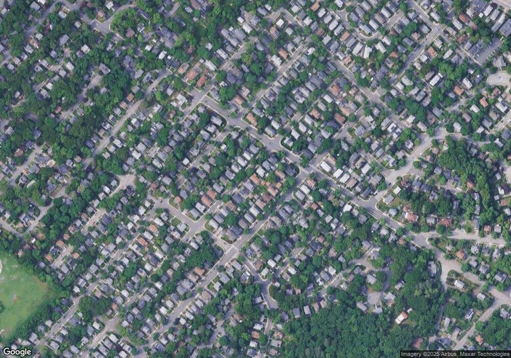 62 Newport St unit 2, Arlington, MA 02476 - photo 1