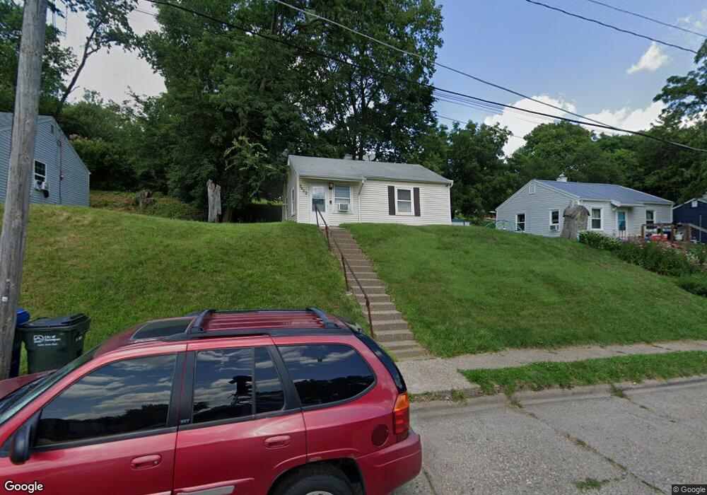 3622 May Ln, Davenport, IA 52802 - photo 1