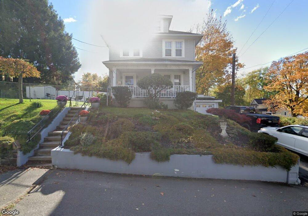 601 E Scott St, Olyphant, PA 18447 - photo 1