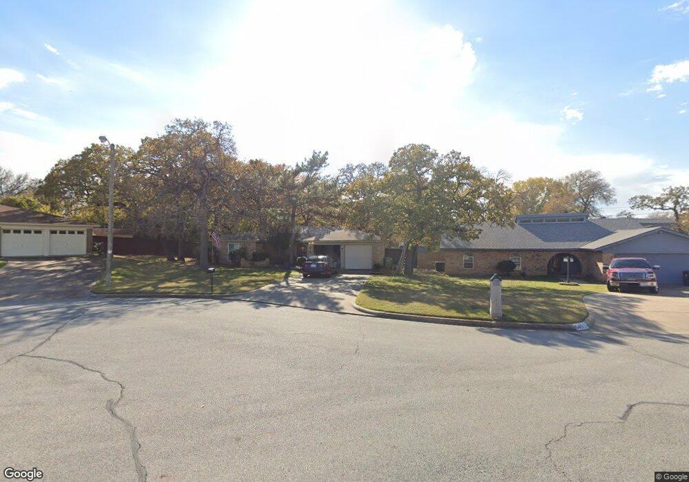 6401 Marlette Ct, North Richland Hills, TX 76182 - photo 1