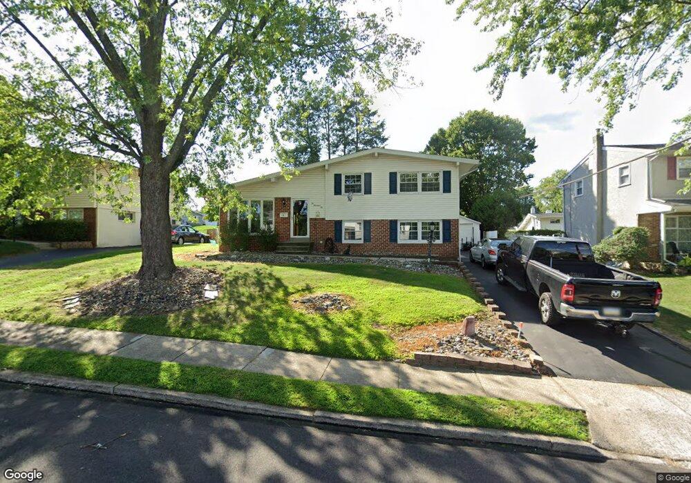 202 Oldfield Way, Broomall, PA 19008 - photo 1