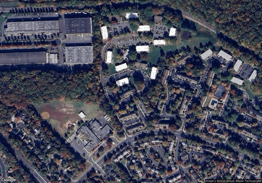 8536 Barrington Ct unit 935, Springfield, VA 22152 - photo 1