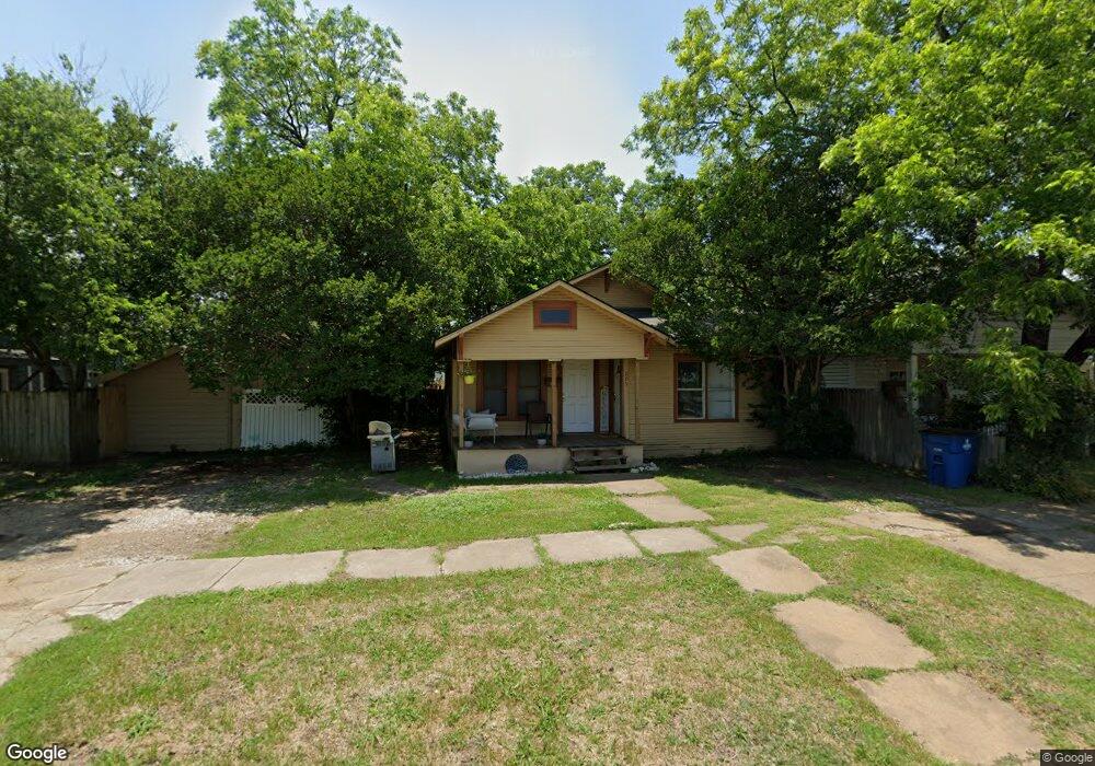 805 NW Main St, Ennis, TX 75119 - photo 1