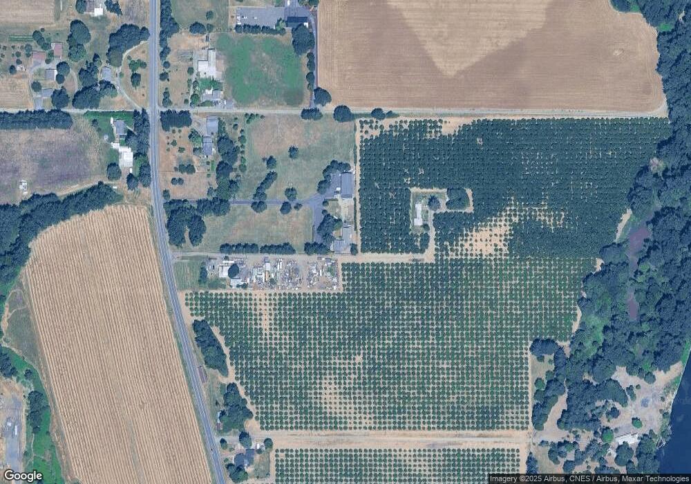 93667 River Rd, Junctioncity, OR 97448 - photo 1