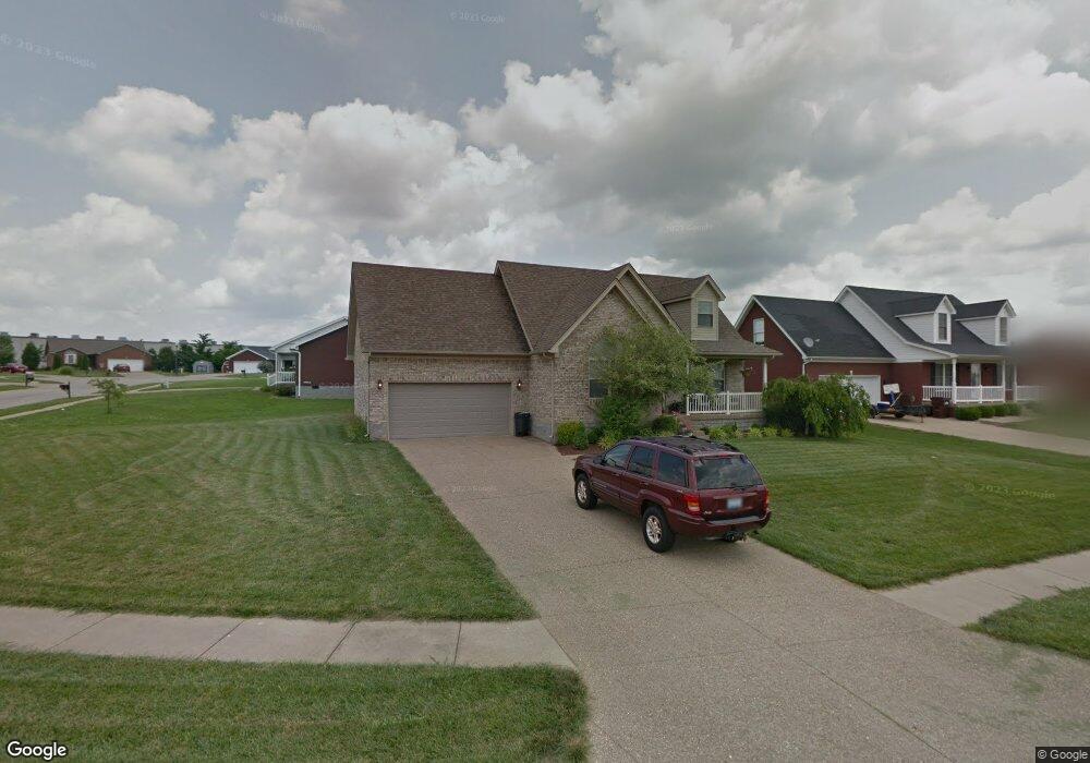 580 Forest Ridge Dr, Mount Washington, KY 40047 - photo 1