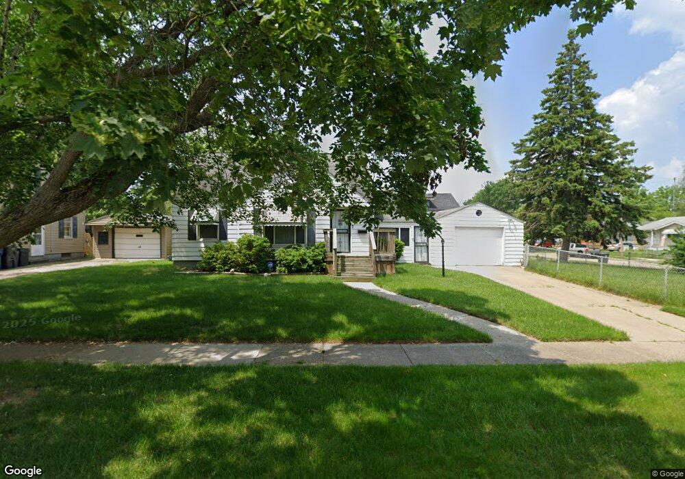 938 Salisbury Ave, Flint, MI 48532 - photo 1