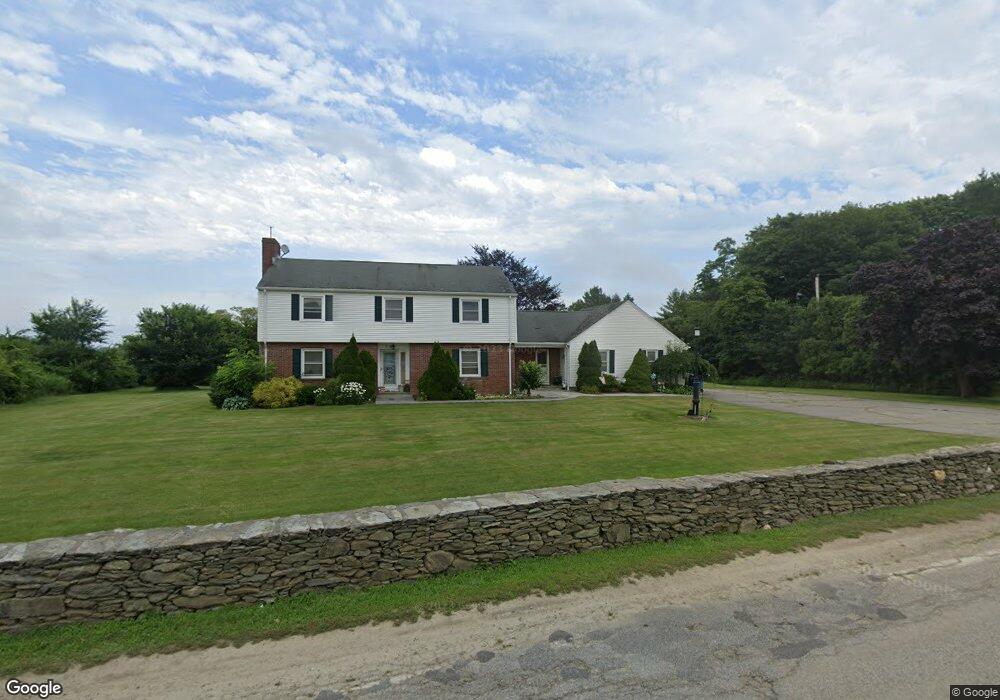 388 Mitchells Ln, Middletown, RI 02842 - photo 1