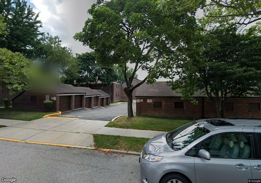 19645 69th Ave, Fresh Meadows, NY 11365 - photo 1