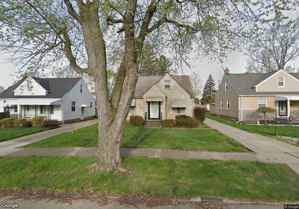 5128 Catherine St, Maple Heights, OH 44137 - photo 1