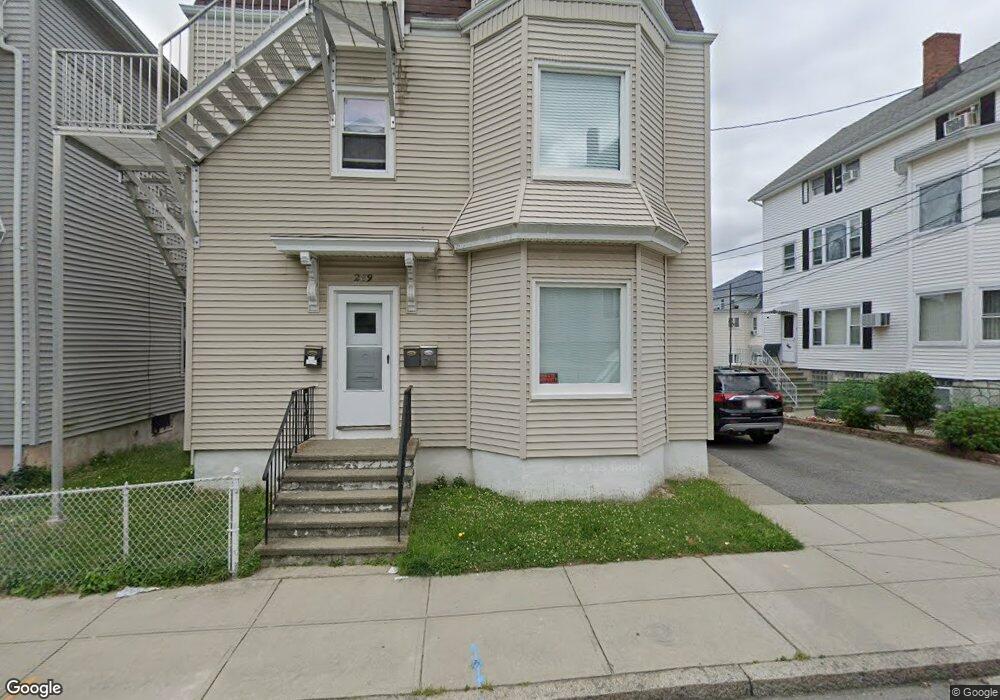 289 Ridge St unit 1, Fall River, MA 02721 - photo 1