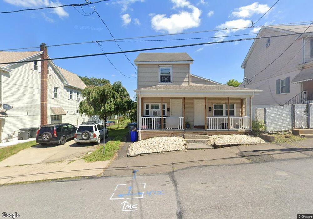 899 N Vine St, Hazleton, PA 18201 - photo 1